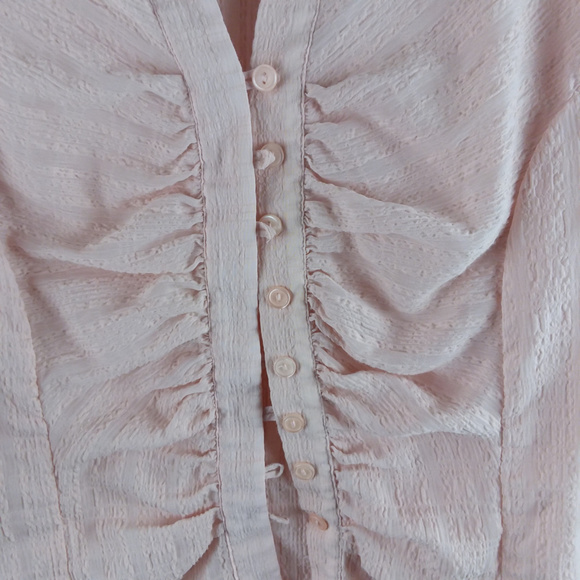 Charolette Russe Sz L Ruffled Pink LS Blouse Top - Picture 3 of 4